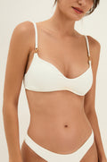gid://shopify/Product/9604696670429