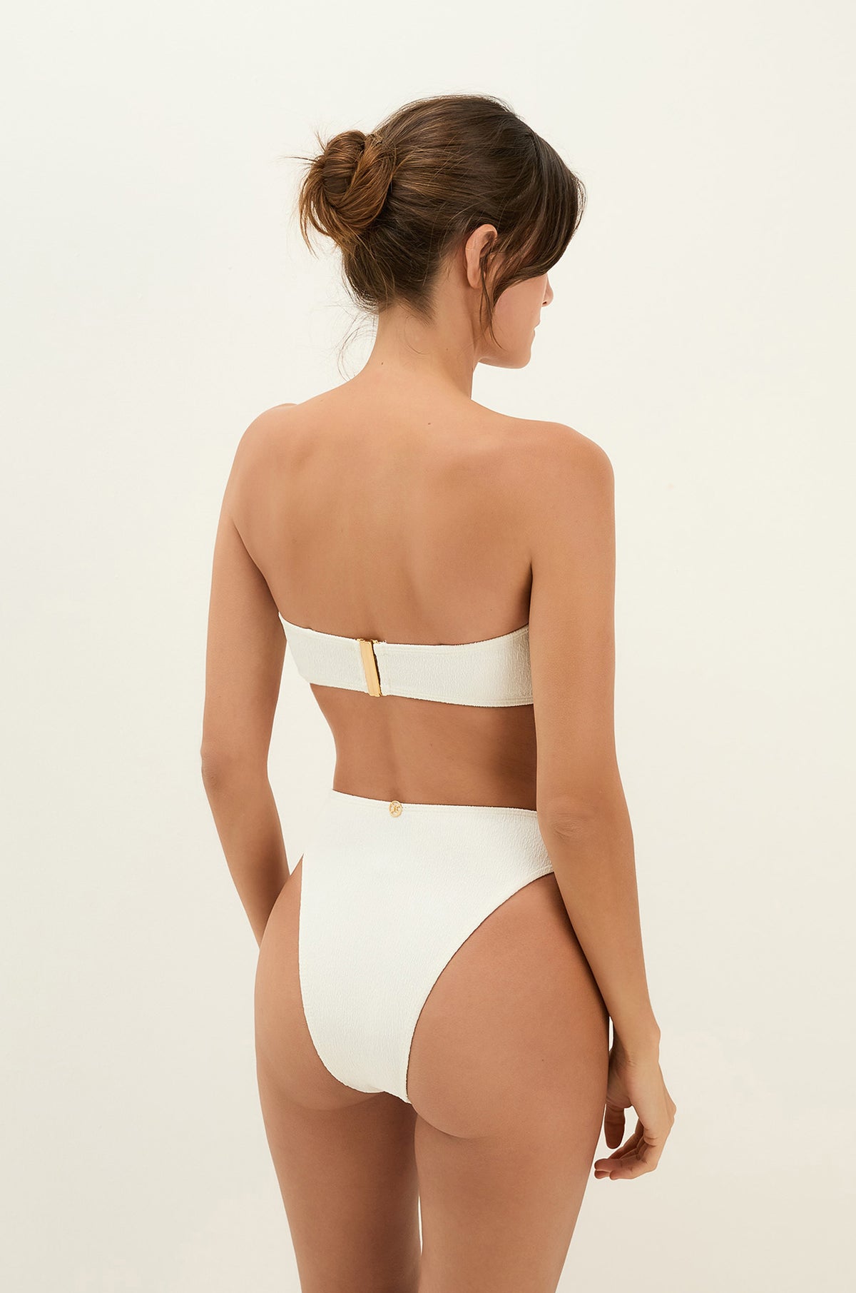 gid://shopify/Product/9604690411741