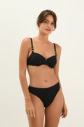 gid://shopify/Product/9604689592541