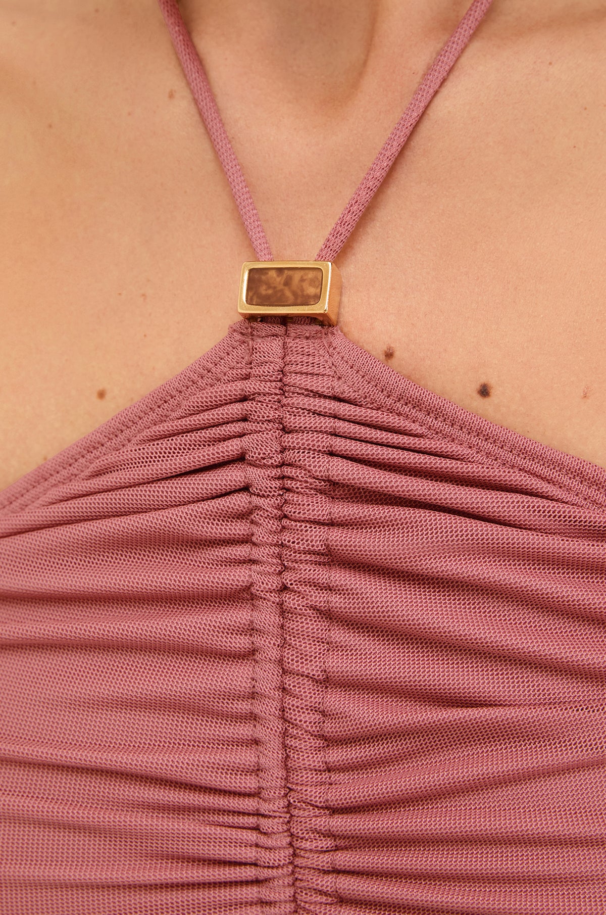 gid://shopify/Product/9604672717021