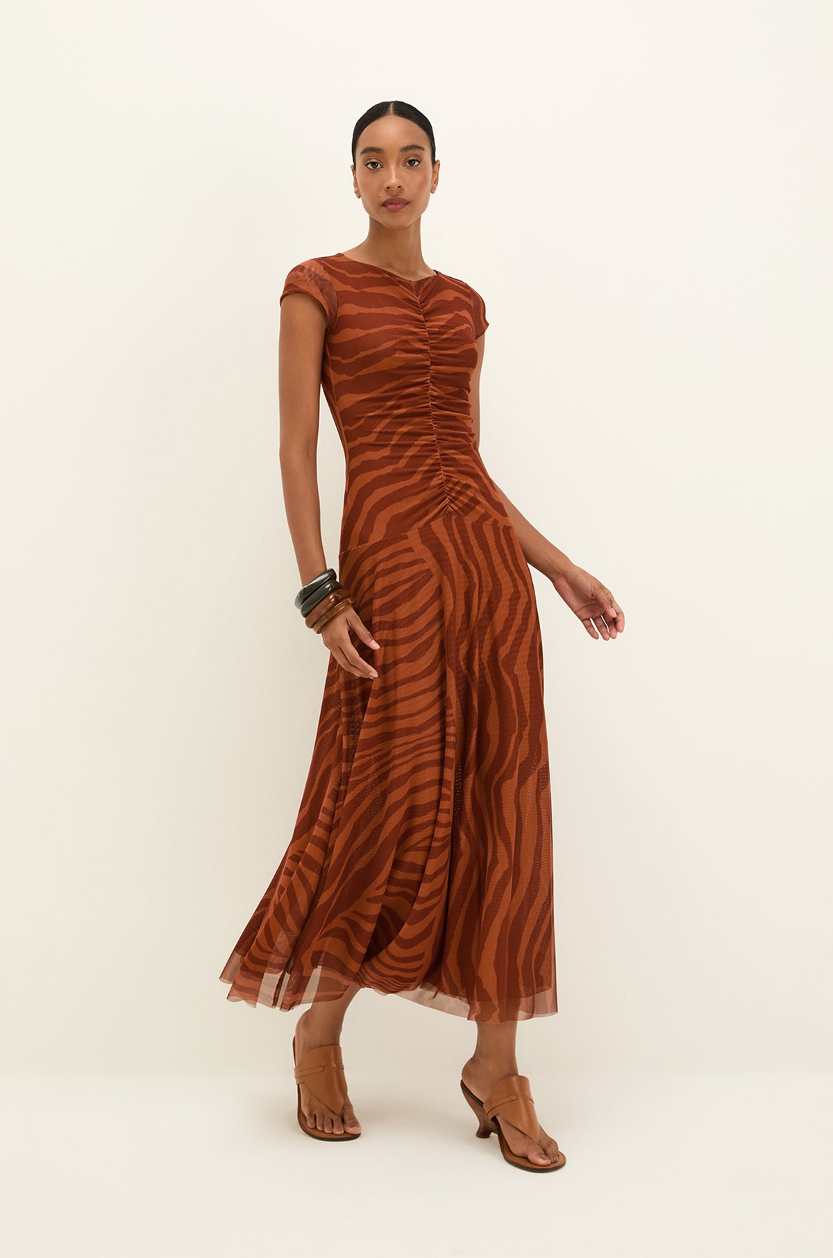 gid://shopify/Product/9604701192413