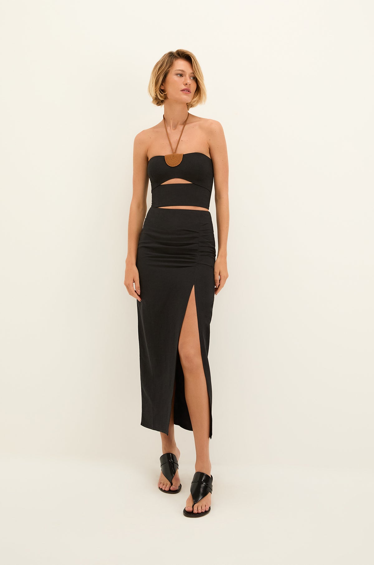 gid://shopify/Product/9604728848605