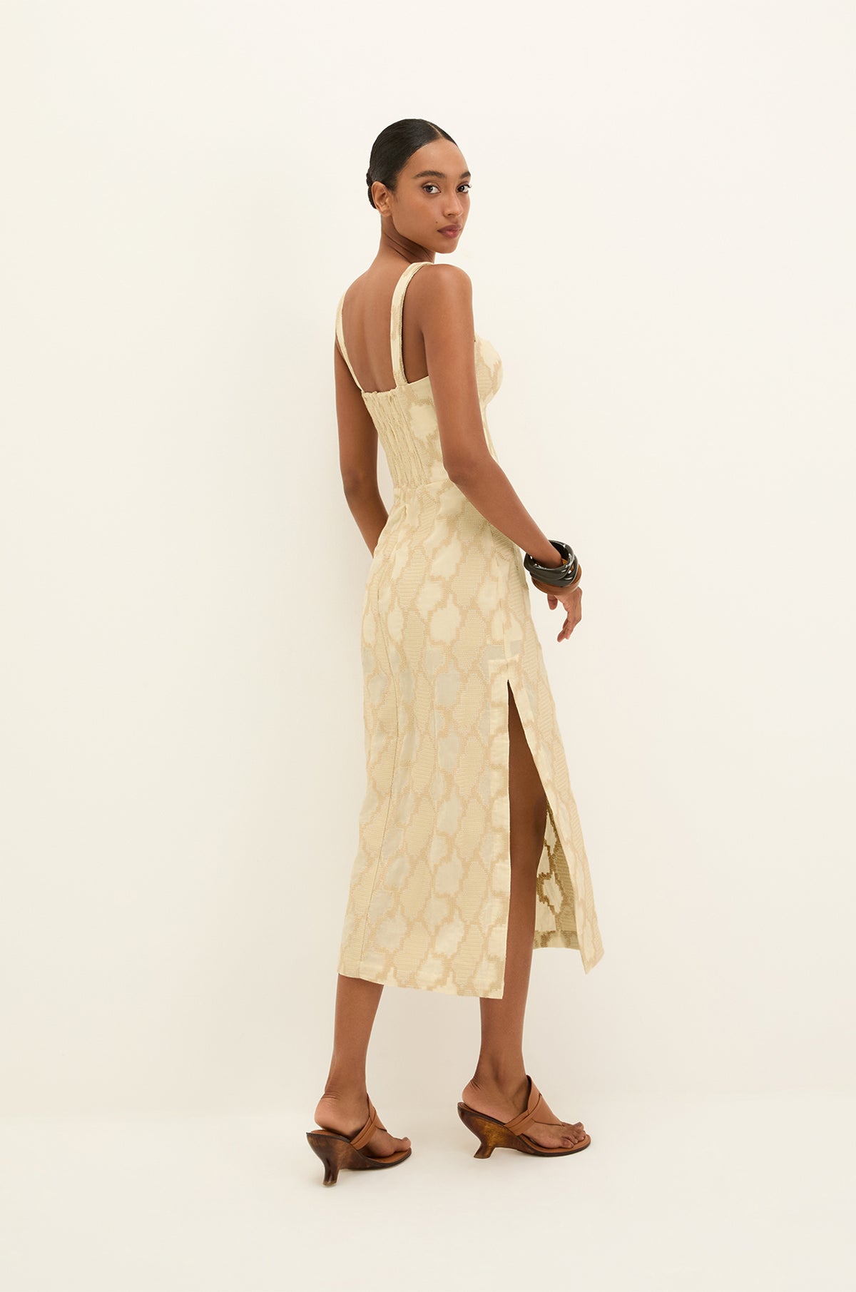 gid://shopify/Product/9604704501981
