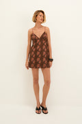 gid://shopify/Product/9604705386717