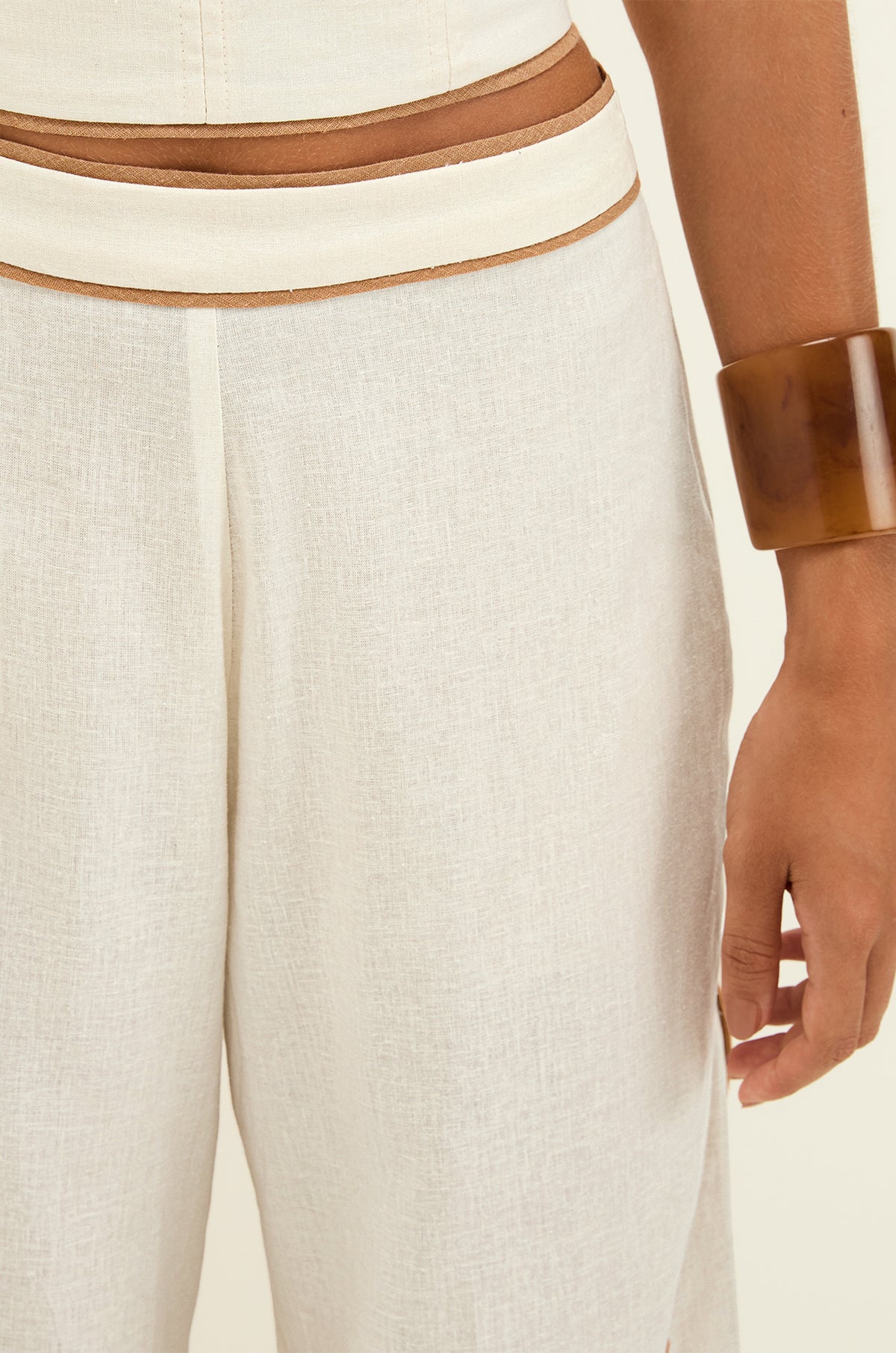 gid://shopify/Product/9604729241821