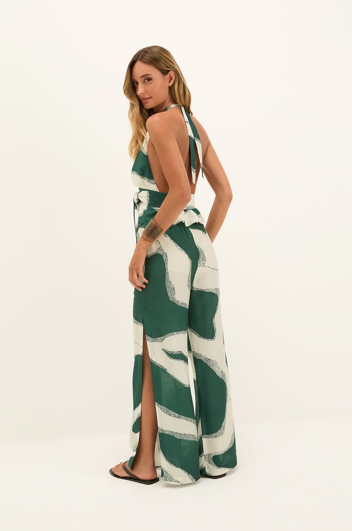 gid://shopify/Product/9596203073757