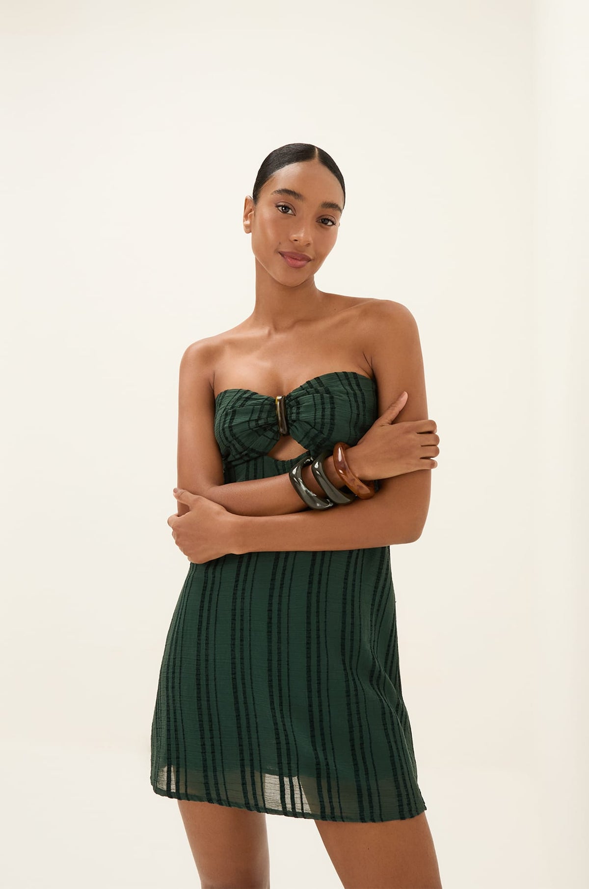 gid://shopify/Product/9604736221405