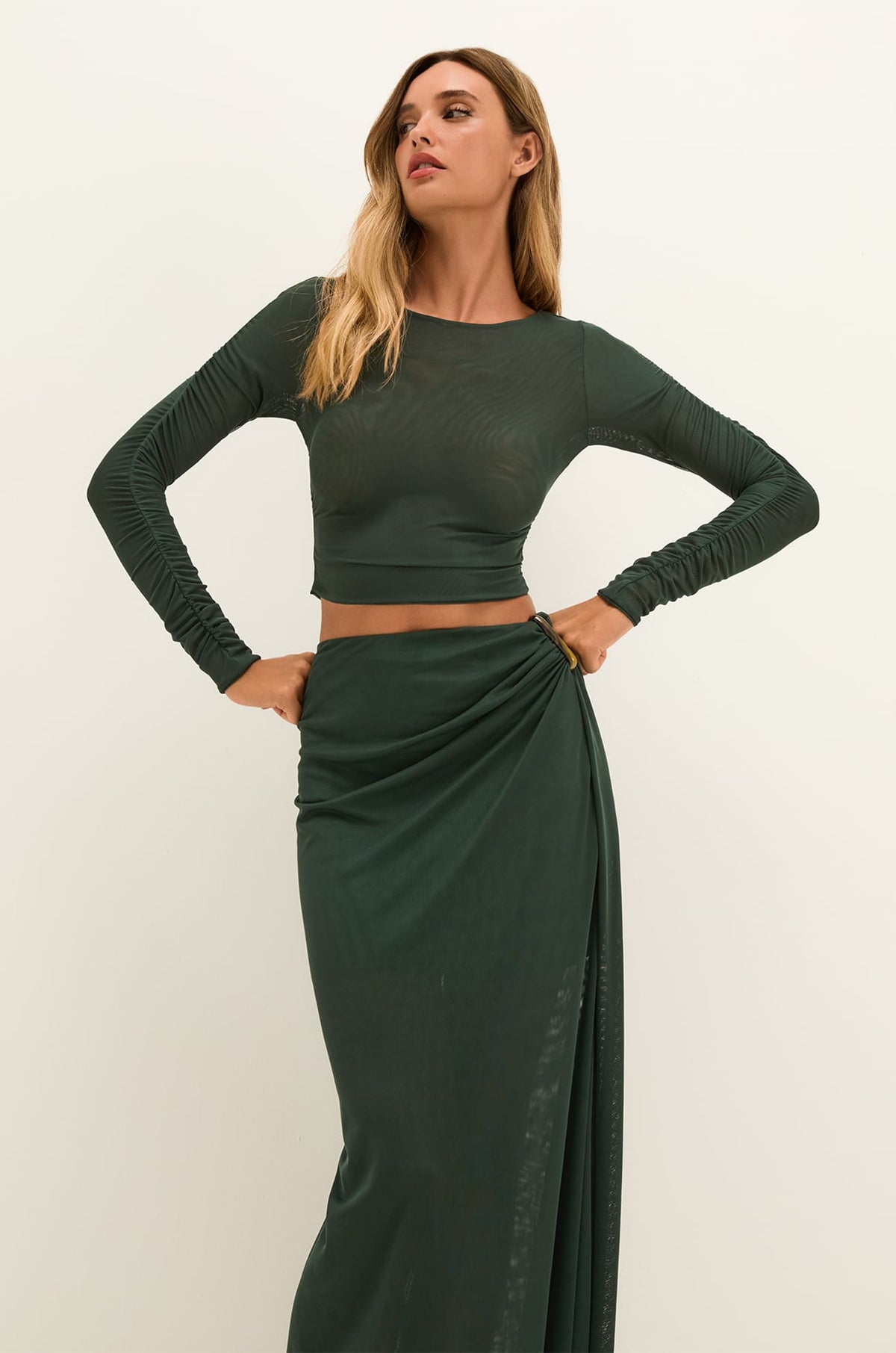 gid://shopify/Product/9604733010141
