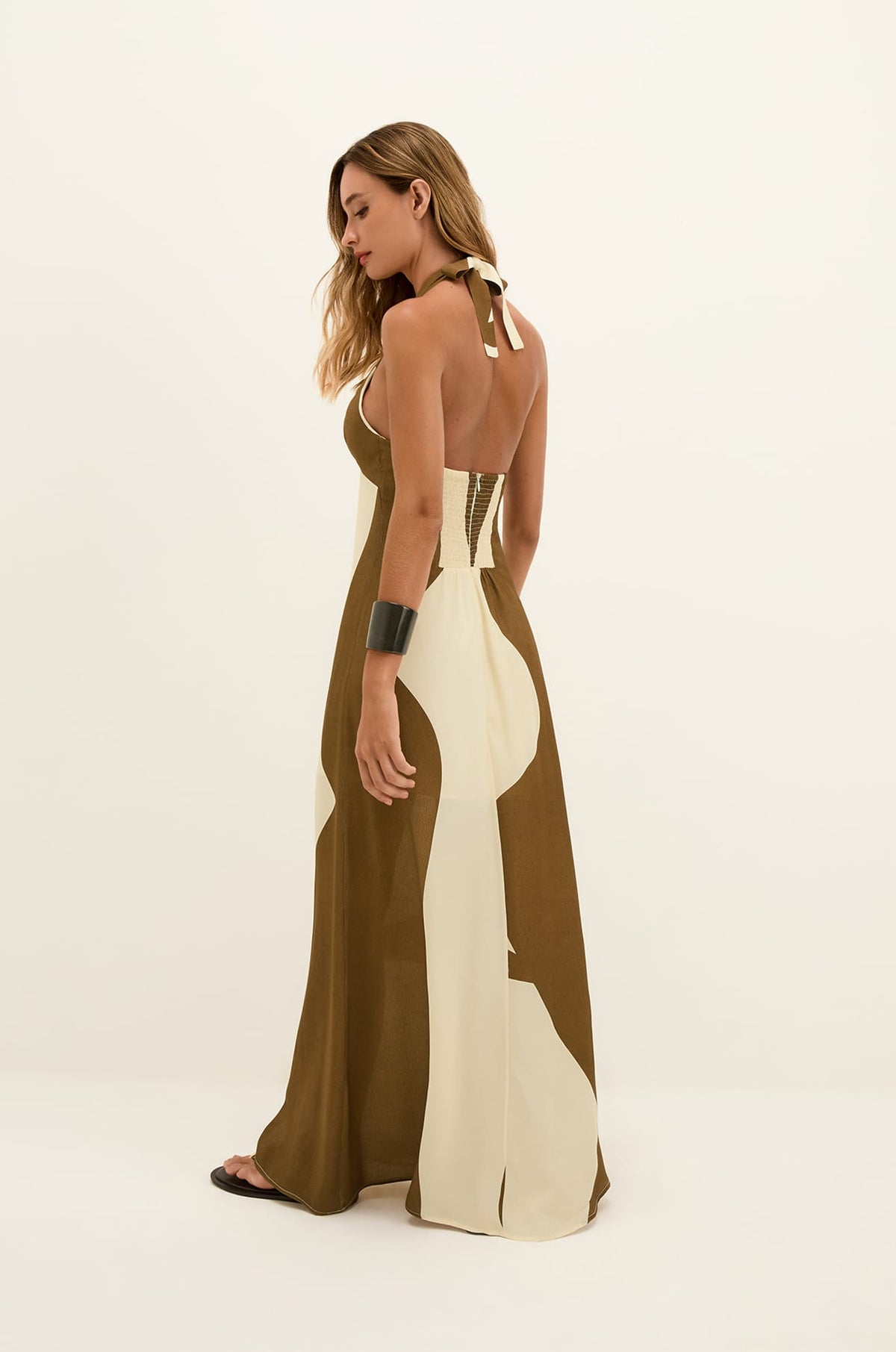 gid://shopify/Product/9604740907229