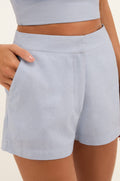 gid://shopify/Product/9604805689565