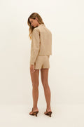 gid://shopify/Product/9604765384925