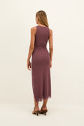 gid://shopify/Product/9604768137437