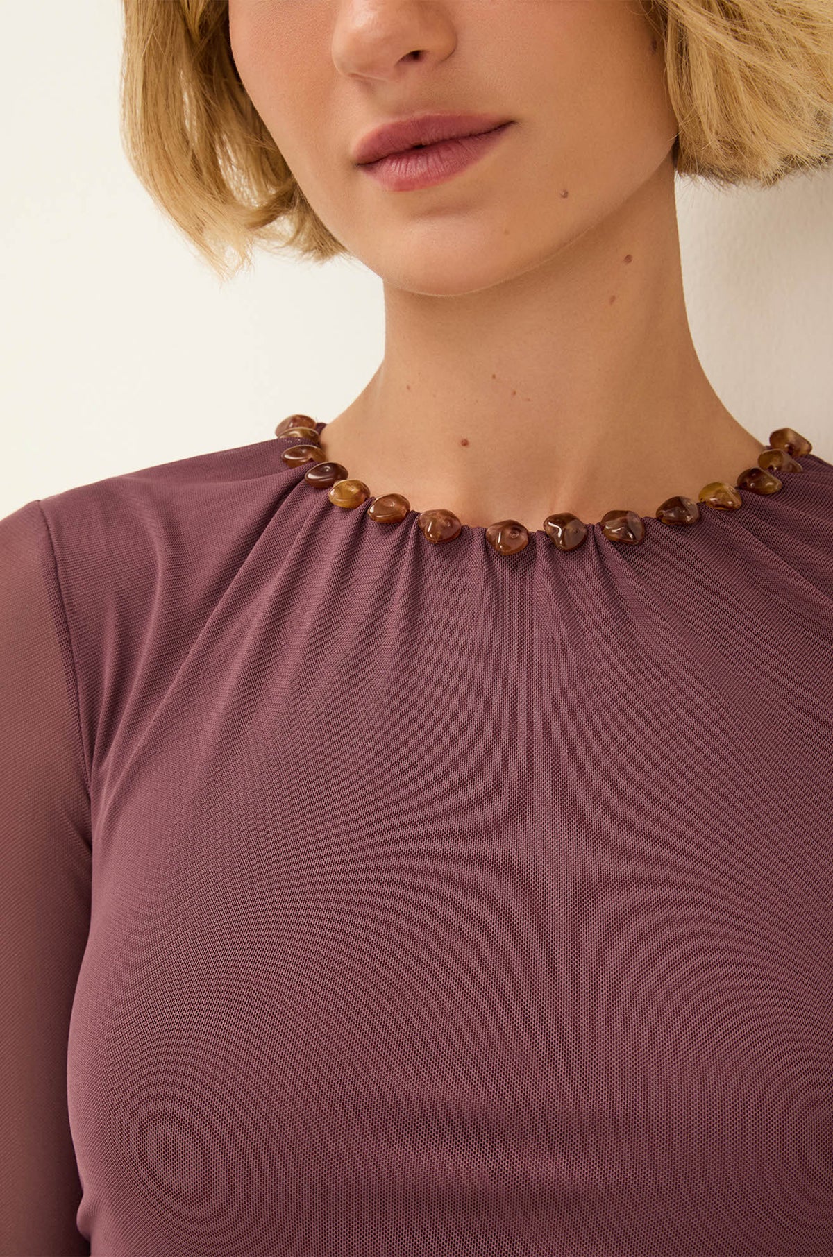 gid://shopify/Product/9604770889949