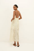 gid://shopify/Product/9604763713757