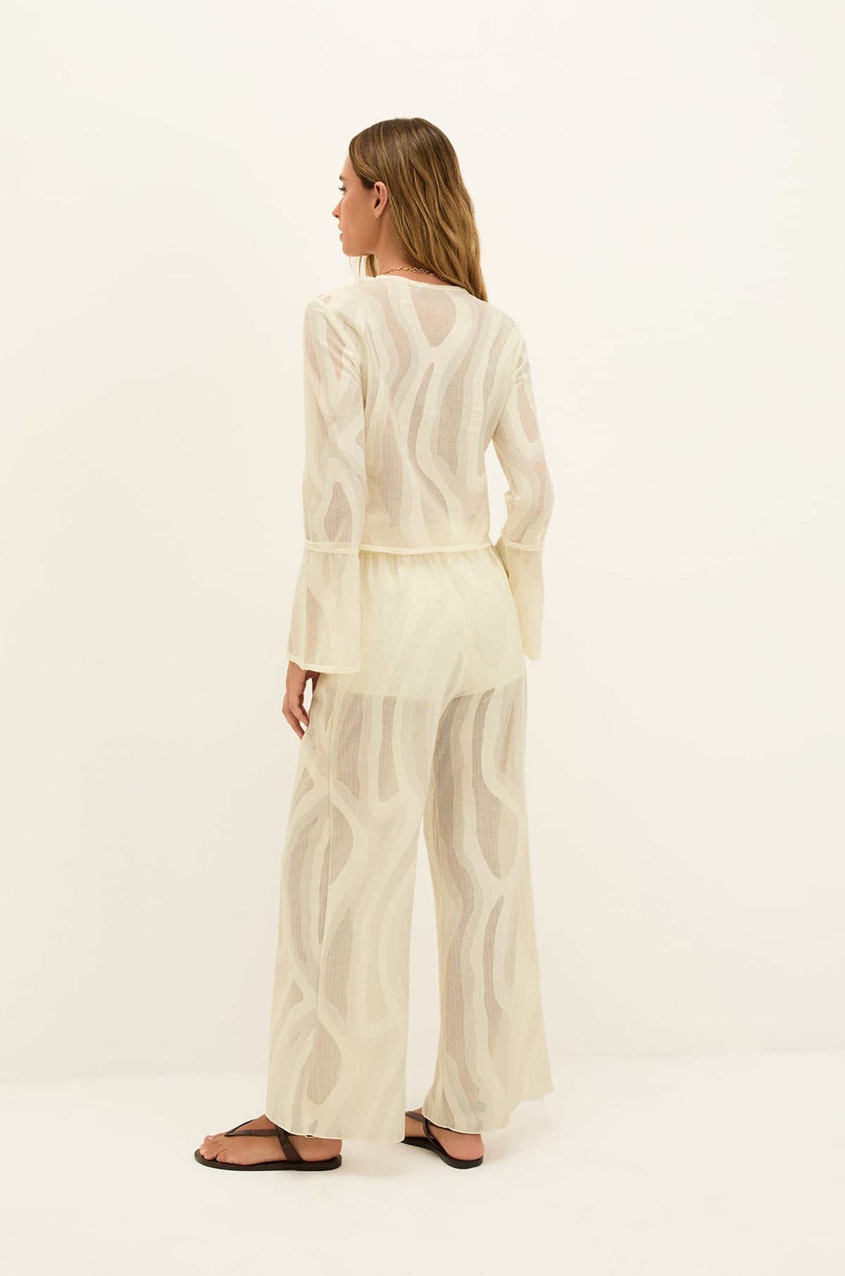 gid://shopify/Product/9592828756189