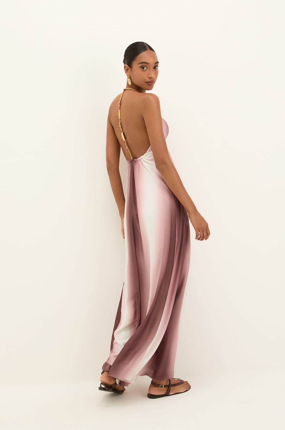 gid://shopify/Product/9604771905757