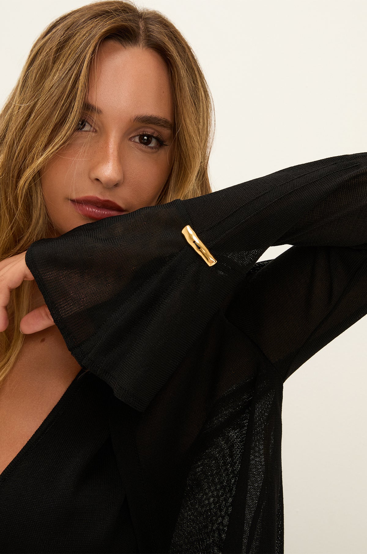 gid://shopify/Product/9604683432157