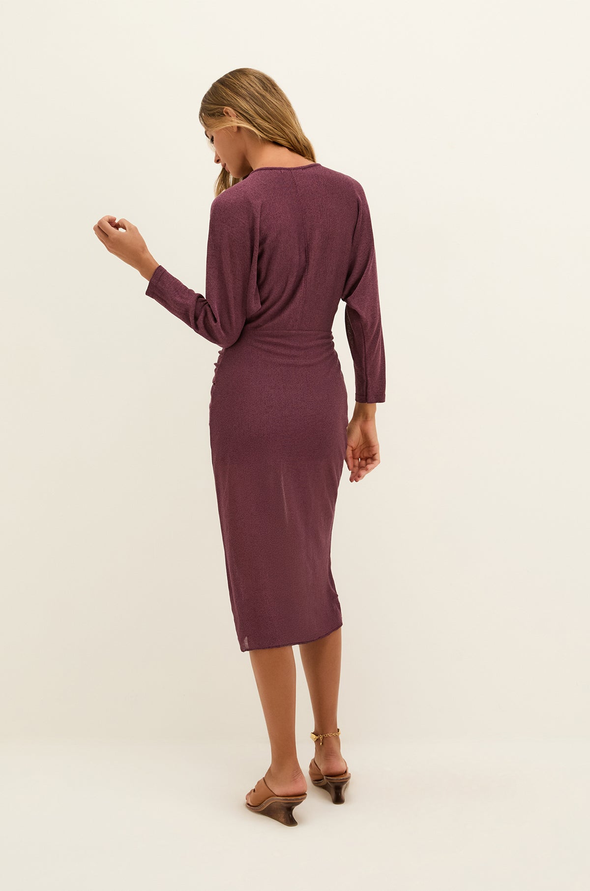 gid://shopify/Product/9604766826717