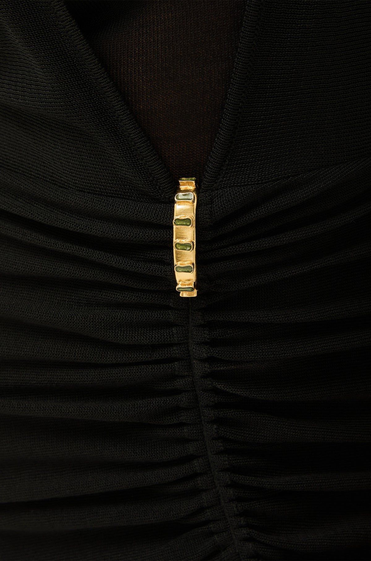 gid://shopify/Product/9604772954333