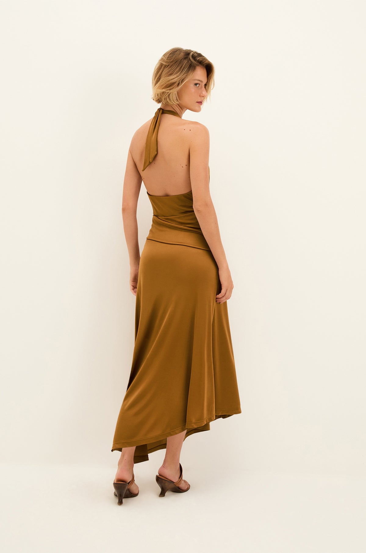 gid://shopify/Product/9604708237533