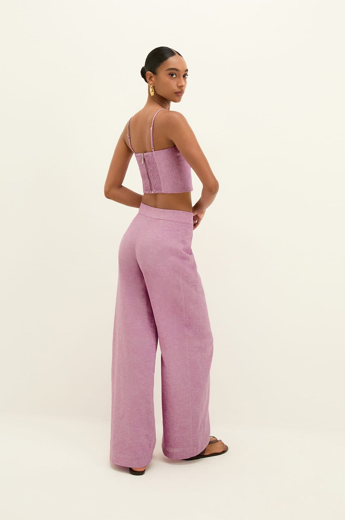gid://shopify/Product/9604772298973