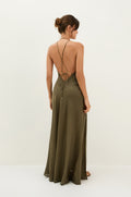 gid://shopify/Product/9604687757533
