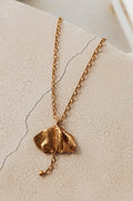 gid://shopify/Product/9596177744093