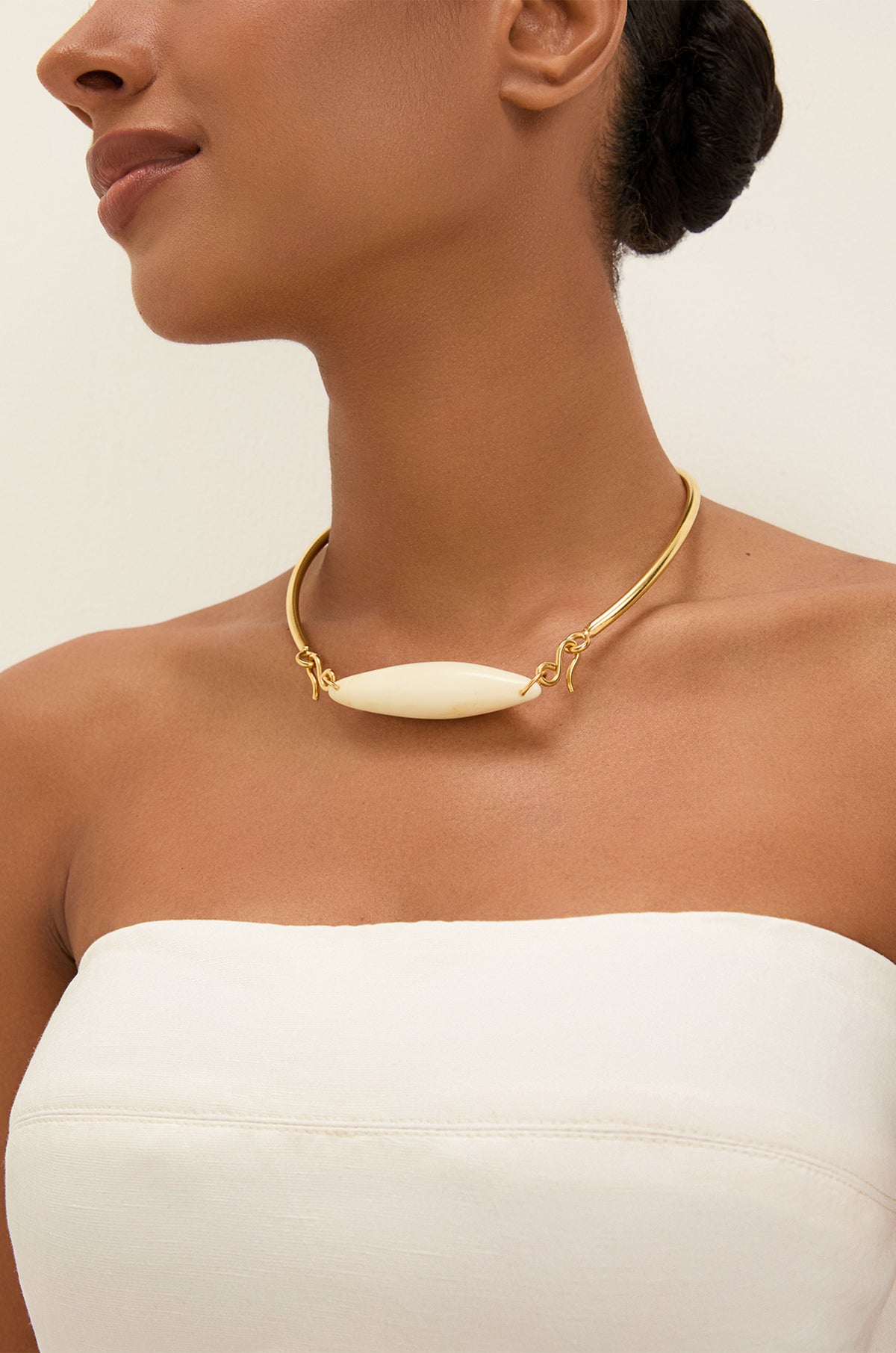 gid://shopify/Product/9604738220253