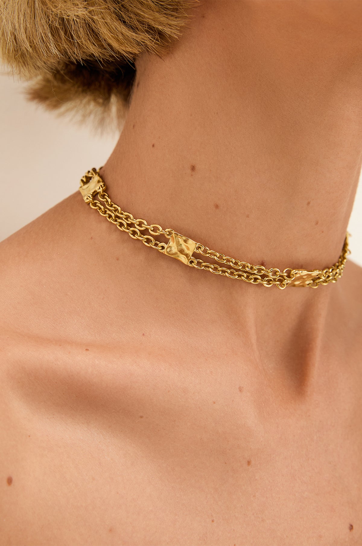 gid://shopify/Product/9604739825885