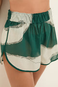 gid://shopify/Product/9604733731037