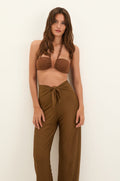 gid://shopify/Product/9604742349021