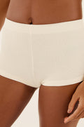 gid://shopify/Product/9596190654685