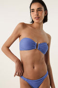 gid://shopify/Product/9592831574237