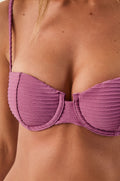 gid://shopify/Product/9592831639773