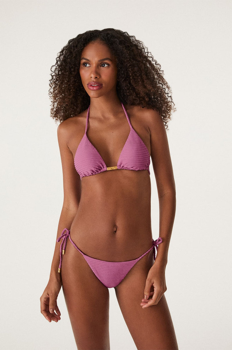 gid://shopify/Product/9592832393437