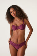 gid://shopify/Product/9592833376477