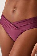 gid://shopify/Product/9592833376477