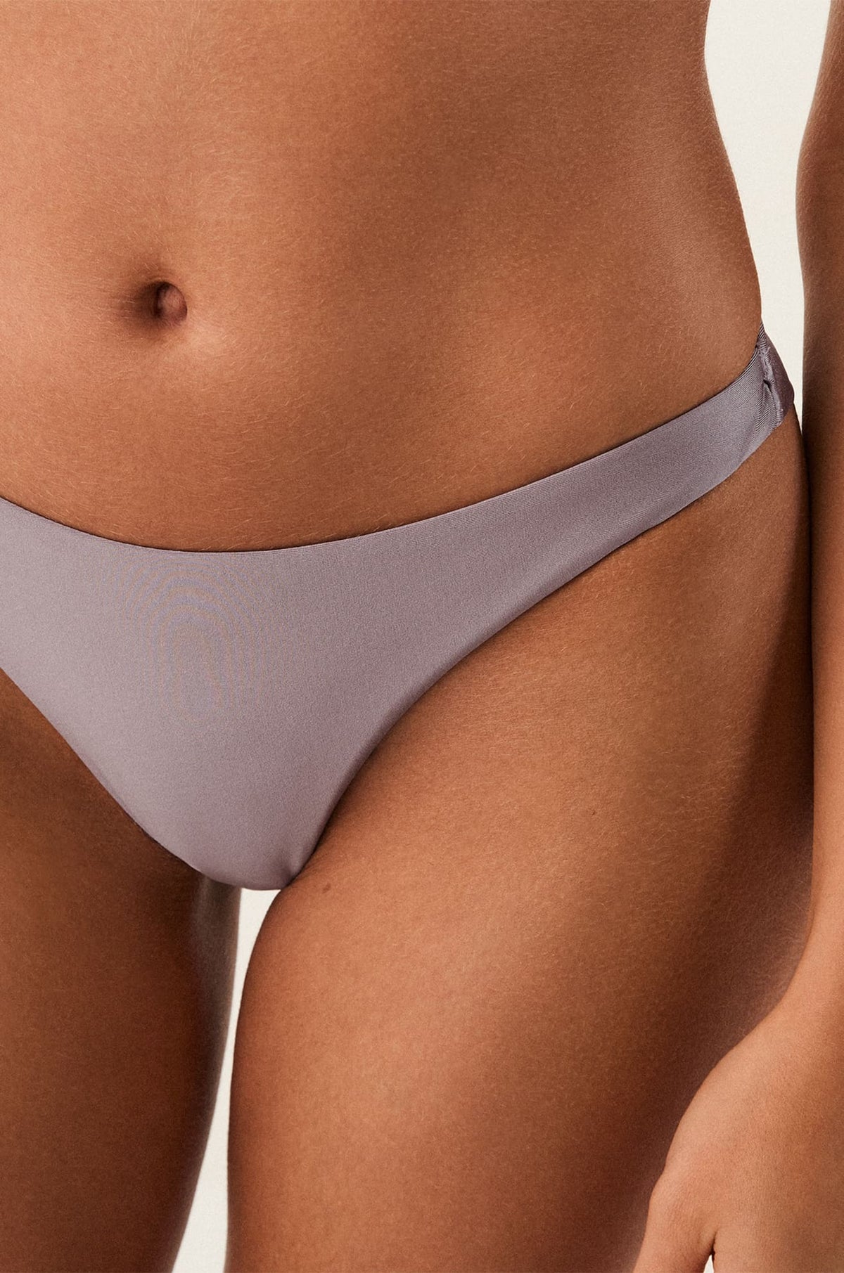 gid://shopify/Product/9592839078109