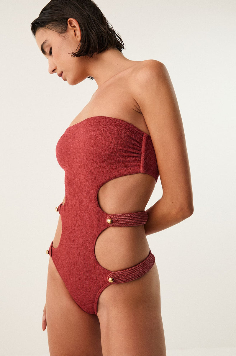 gid://shopify/Product/9592840552669