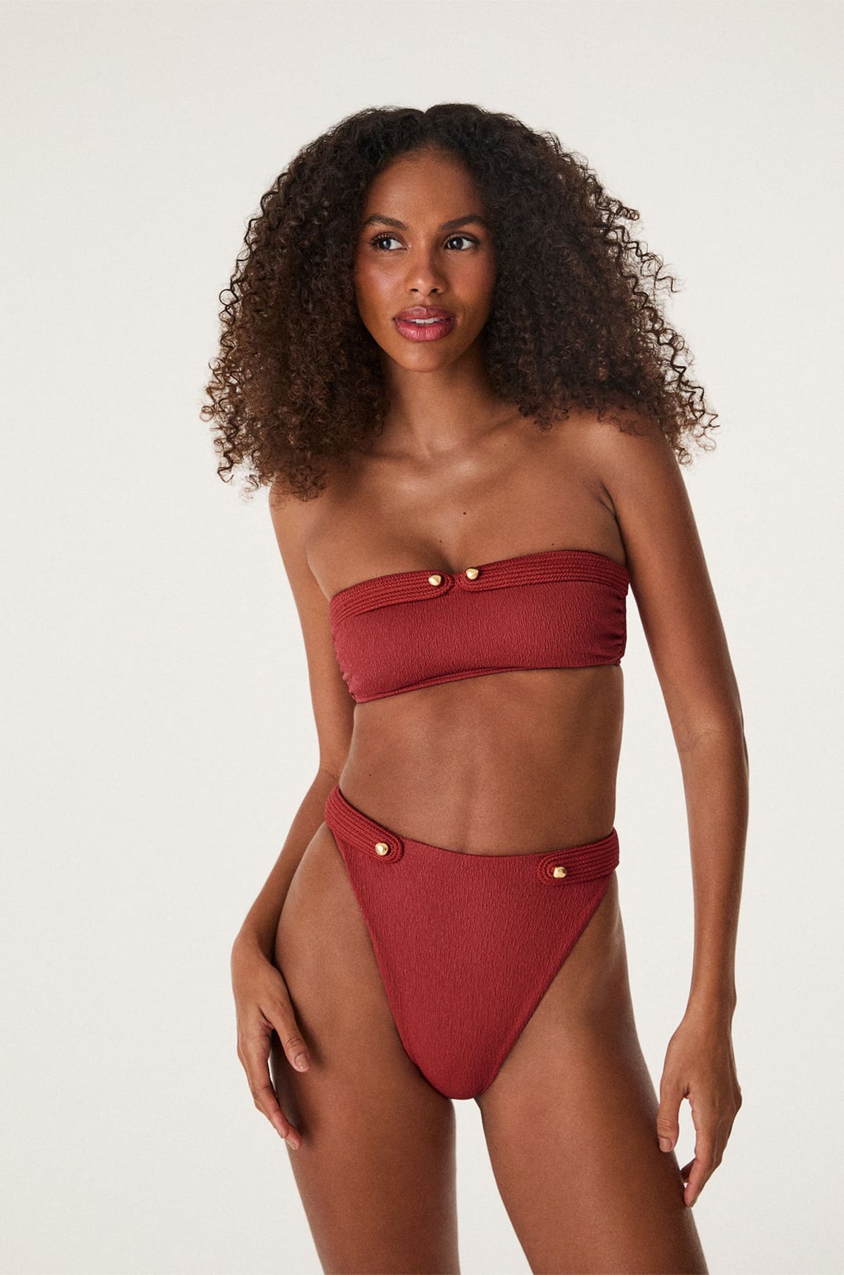 gid://shopify/Product/9592840913117
