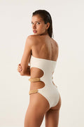 gid://shopify/Product/9592841109725