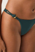 gid://shopify/Product/9592841437405