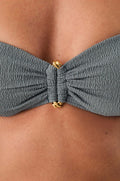 gid://shopify/Product/9592844419293