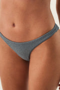 gid://shopify/Product/9592844419293