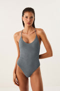 gid://shopify/Product/9592844550365