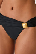 gid://shopify/Product/9592846024925