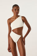 gid://shopify/Product/9592848875741