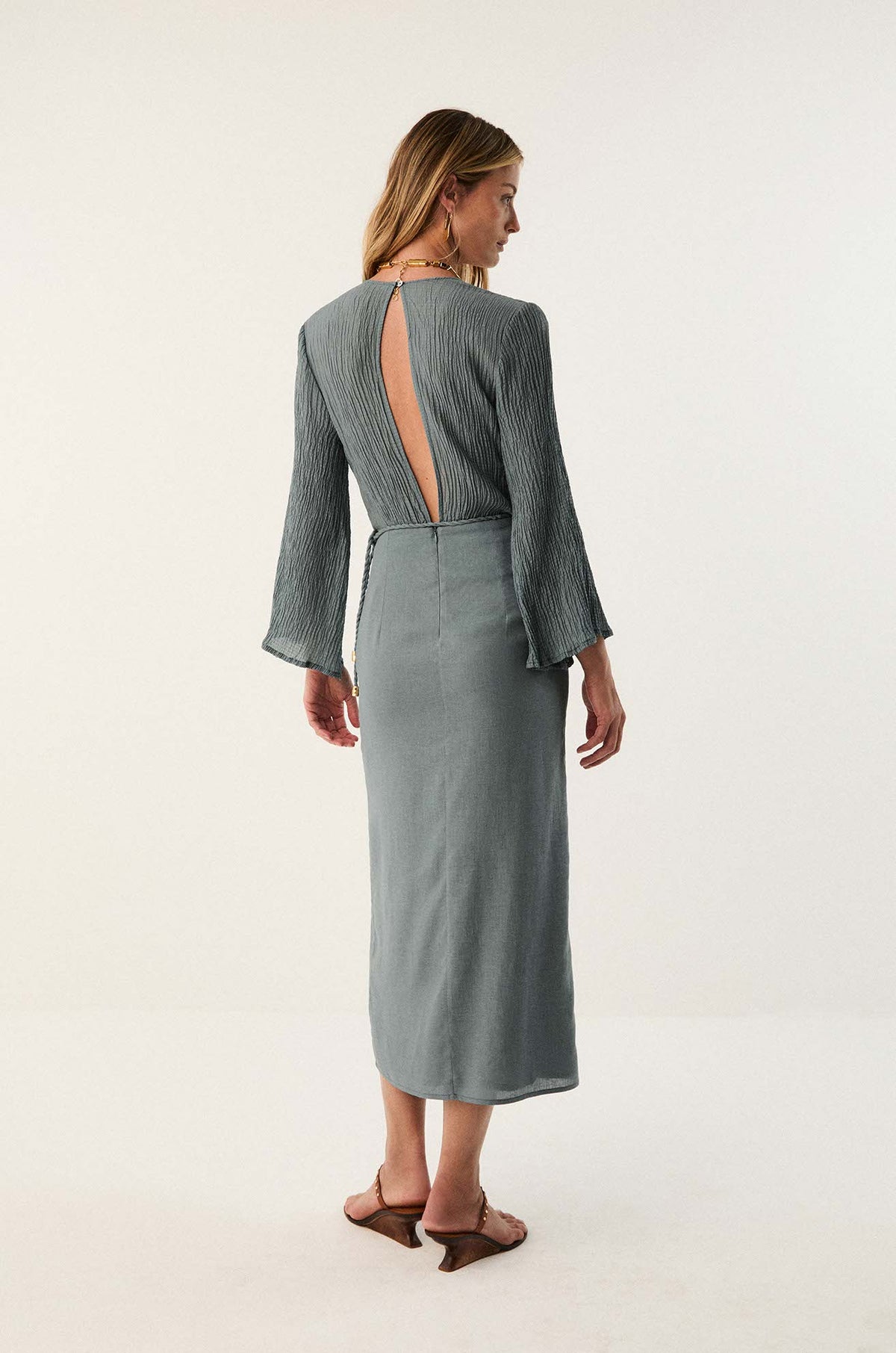 gid://shopify/Product/9592301027549