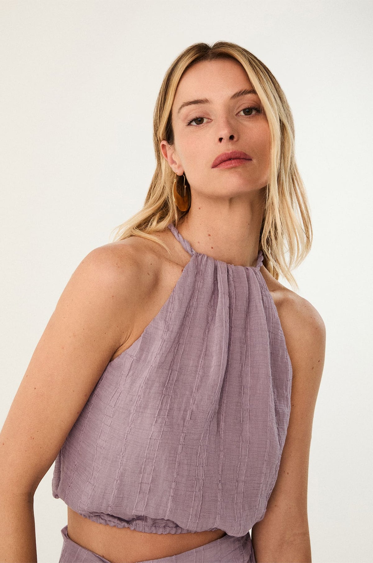 gid://shopify/Product/9592824922333