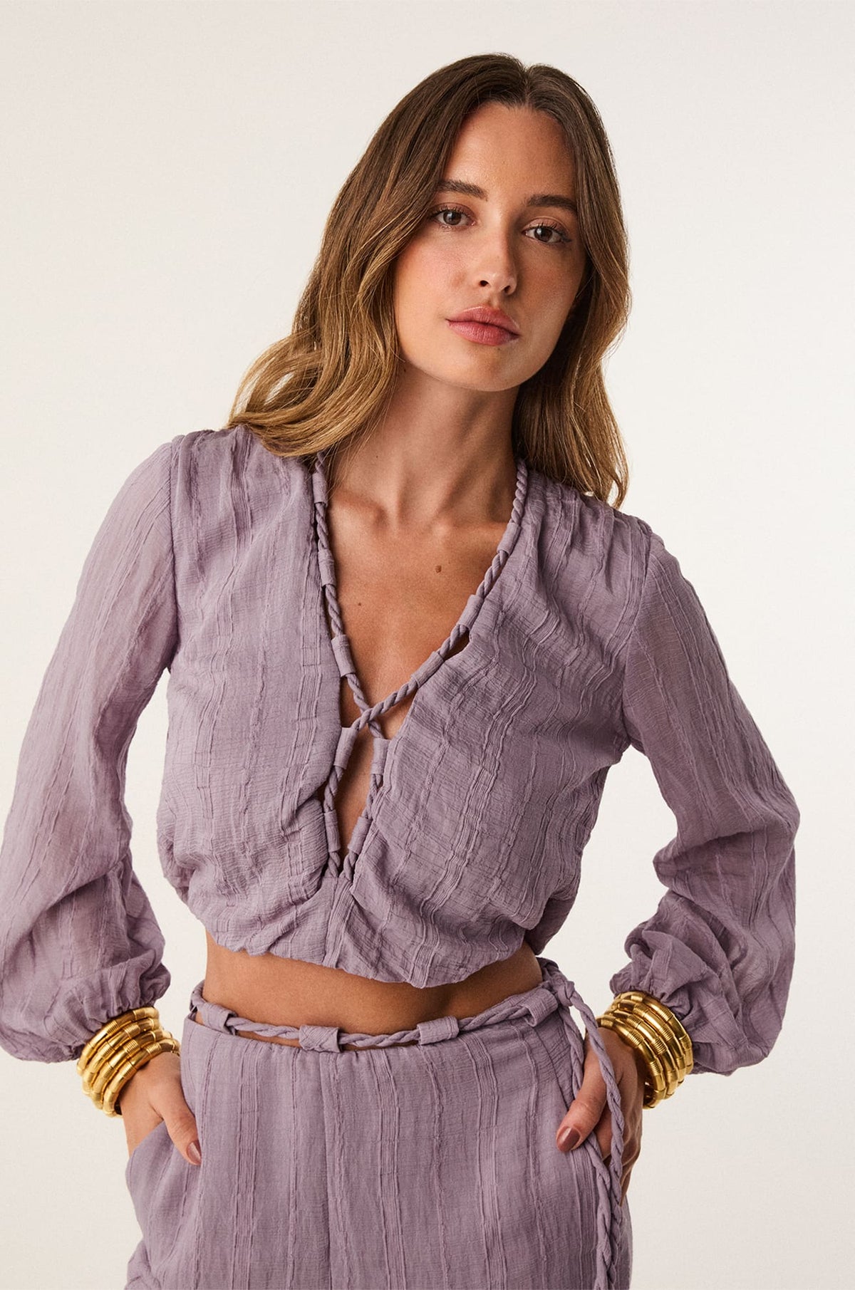 gid://shopify/Product/9592824725725